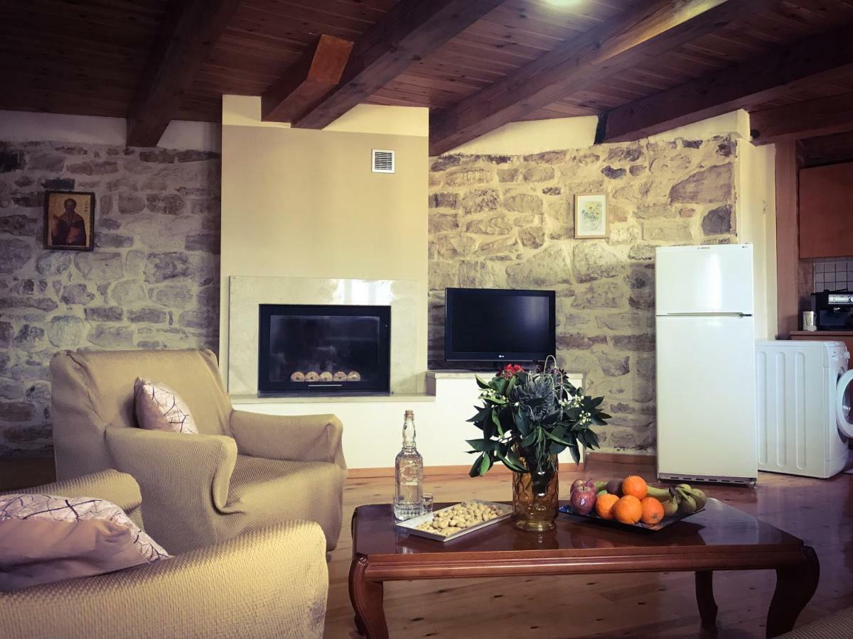 Antonia's Village Alfa